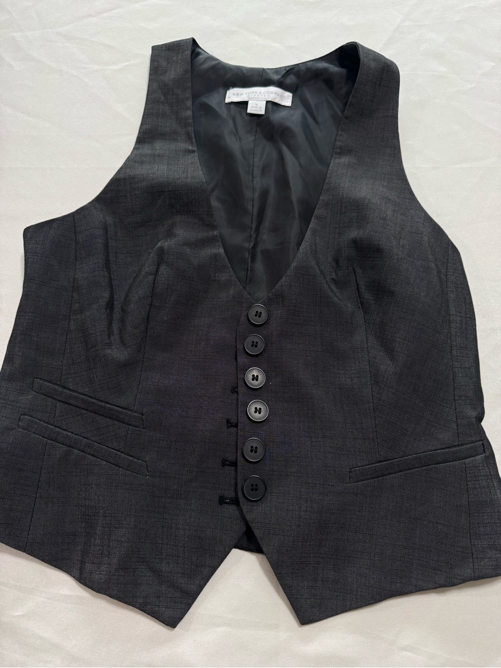 Black Tailored Button Front Vest – Structured Minimalist Layering Piece
